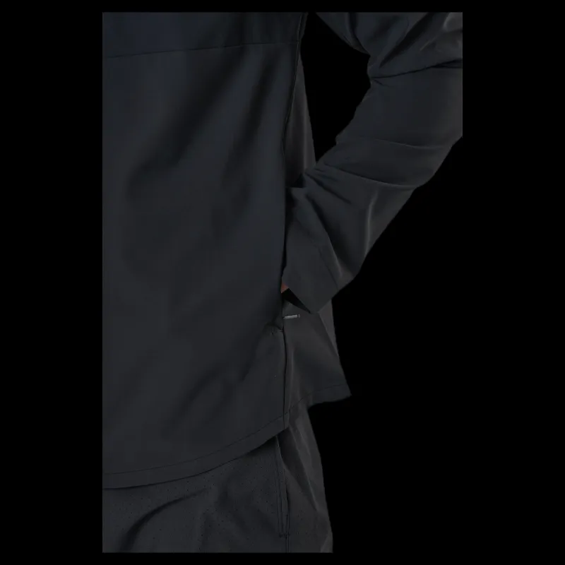 Discount 2XU Aero Jacket Black/Silver Svart och Silver