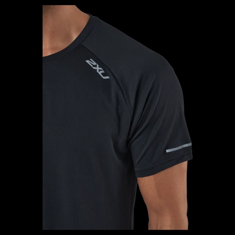 New 2XU Aero Tee Black/silver Reflective Svart