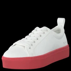 Outlet Svea Arlo Three Antique White, Red Outsole Vit