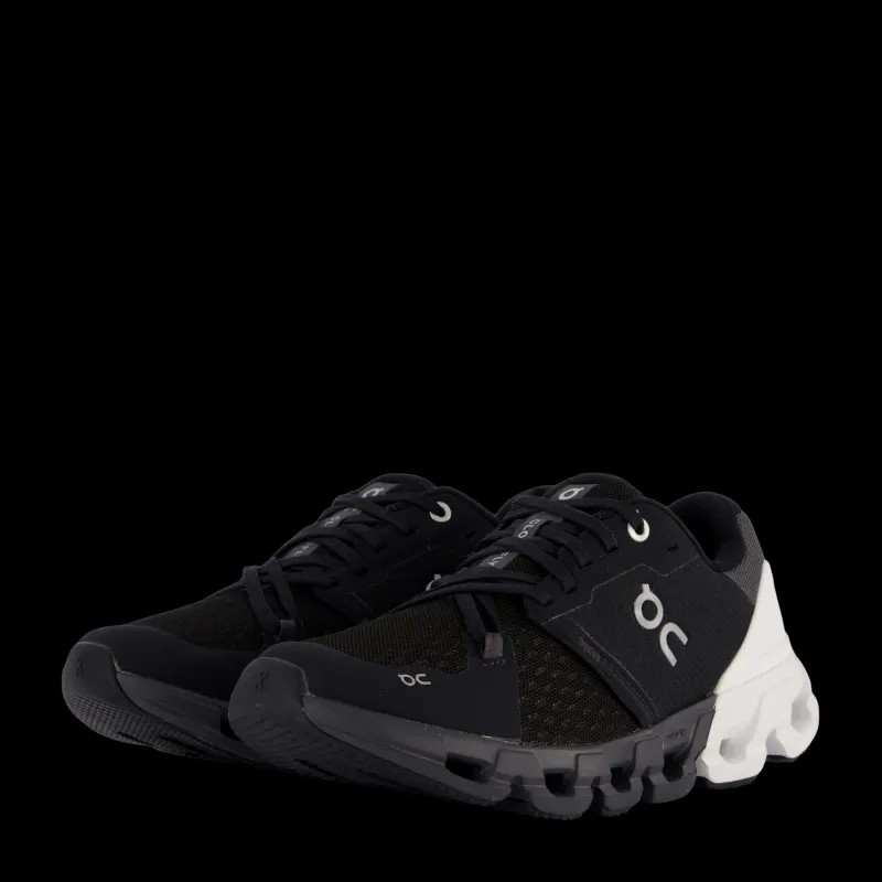 Online On Cloudflyer 4 Black/white Svart