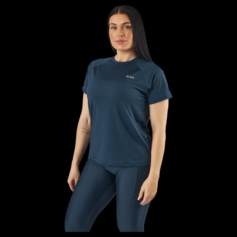 BLACC Court Tee Navy Blå