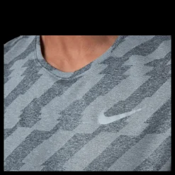 Sale Nike Dri-FIT Miler Future Fast Jacket Black/Grey Grå
