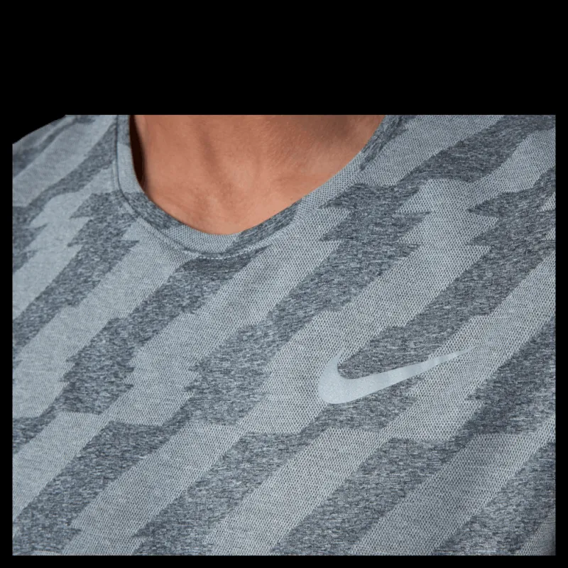Sale Nike Dri-FIT Miler Future Fast Jacket Black/Grey Grå