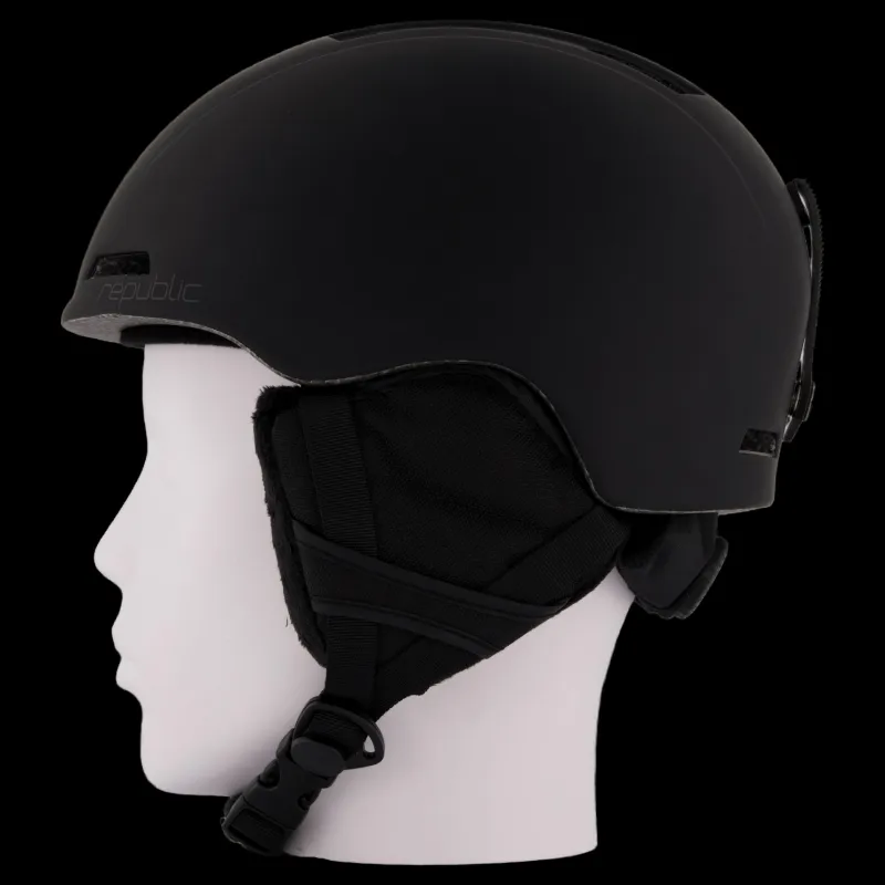 Republic Kids Helmet R550 Black Svart Clearance