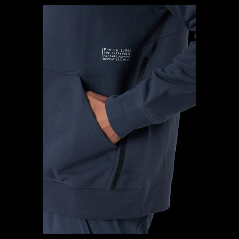 Outlet 2XU Motion Hoodie India Ink/white Blå