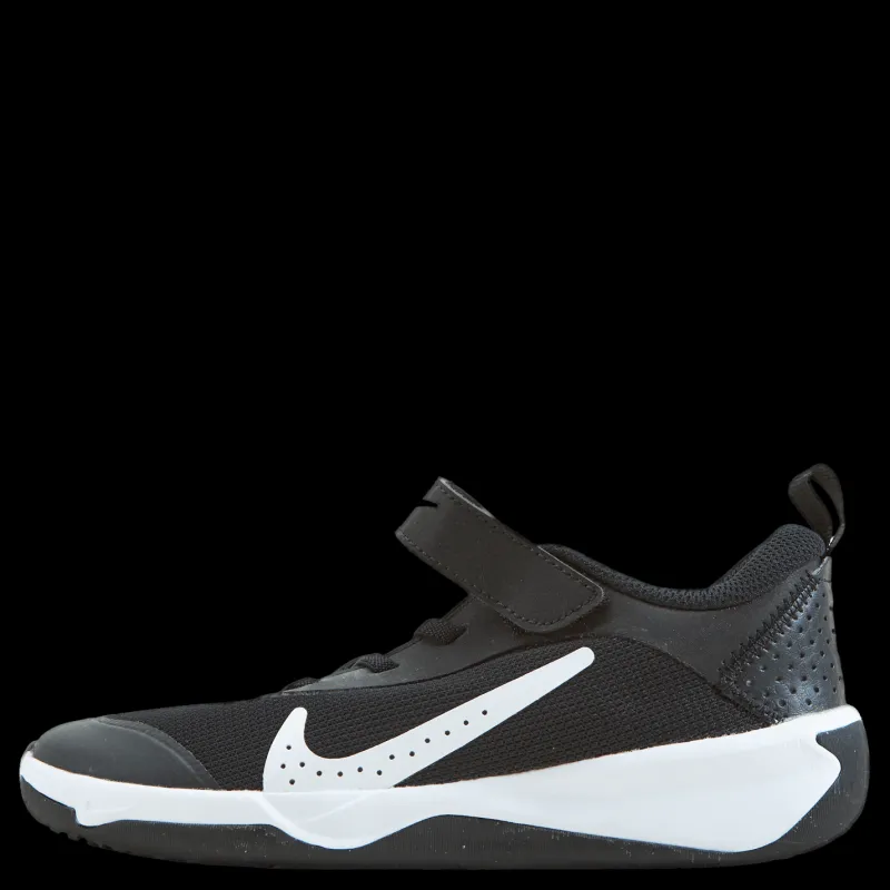 Nike Omni Multi-Court Little Kids' Shoes BLACK/WHITE Svart och Vit