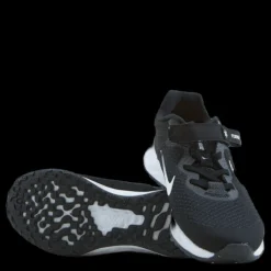 Nike Revolution 6 FlyEase Little Kids' Shoe BLACK/WHITE-DK SMOKE GREY Svart