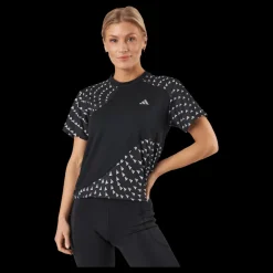 Outlet adidas Run It Brand Love T-Shirt Black Svart