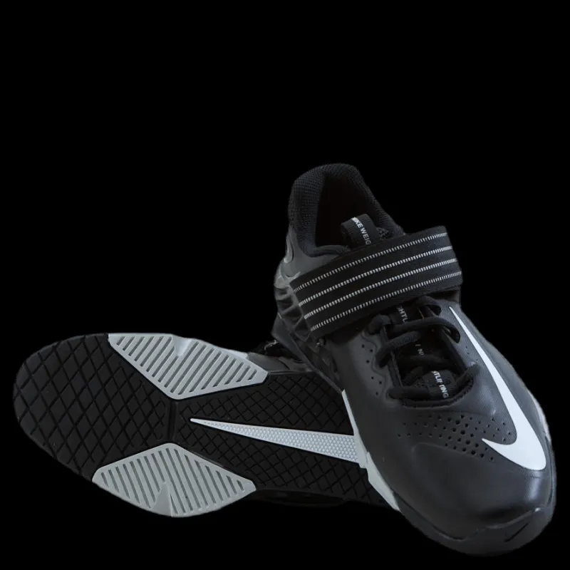 Sale Nike Savaleos White/Black Svart