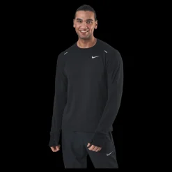 Nike Sphere Element Crew Black Svart Discount