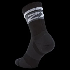 New 2XU Vectr Cushion Crew Socks Black/white Svart