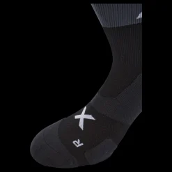 New 2XU Vectr Cushion Crew Socks Black/white Svart