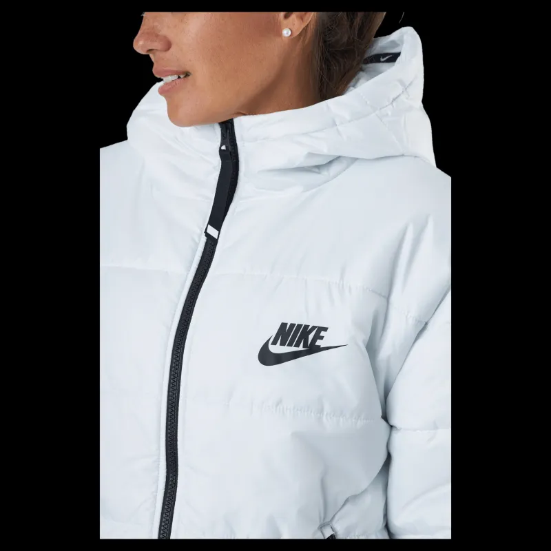 Nike W Nsw Syn Tf Rpl Hd Jkt Summit White/summit White/blac Svart och Vit Outlet