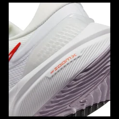 Nike Women's Air Zoom Vomero 1 Vit Sale